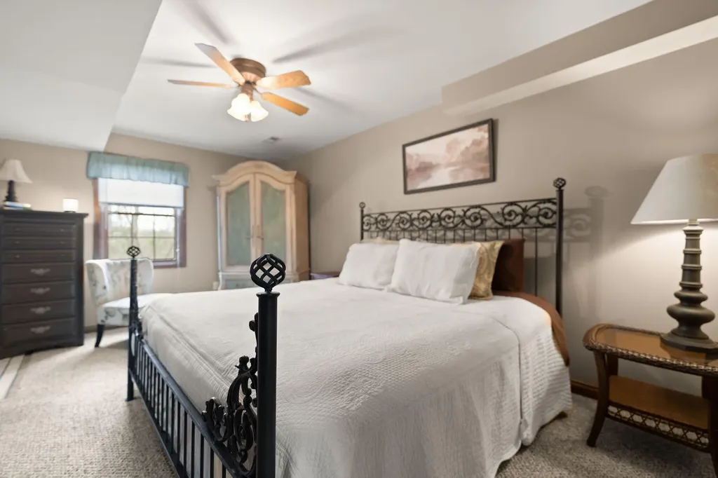 22 Tranquility Place Burnside KY 42519