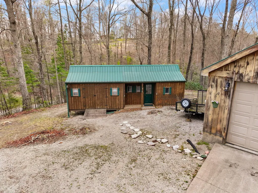 22 Tranquility Place Burnside KY 42519