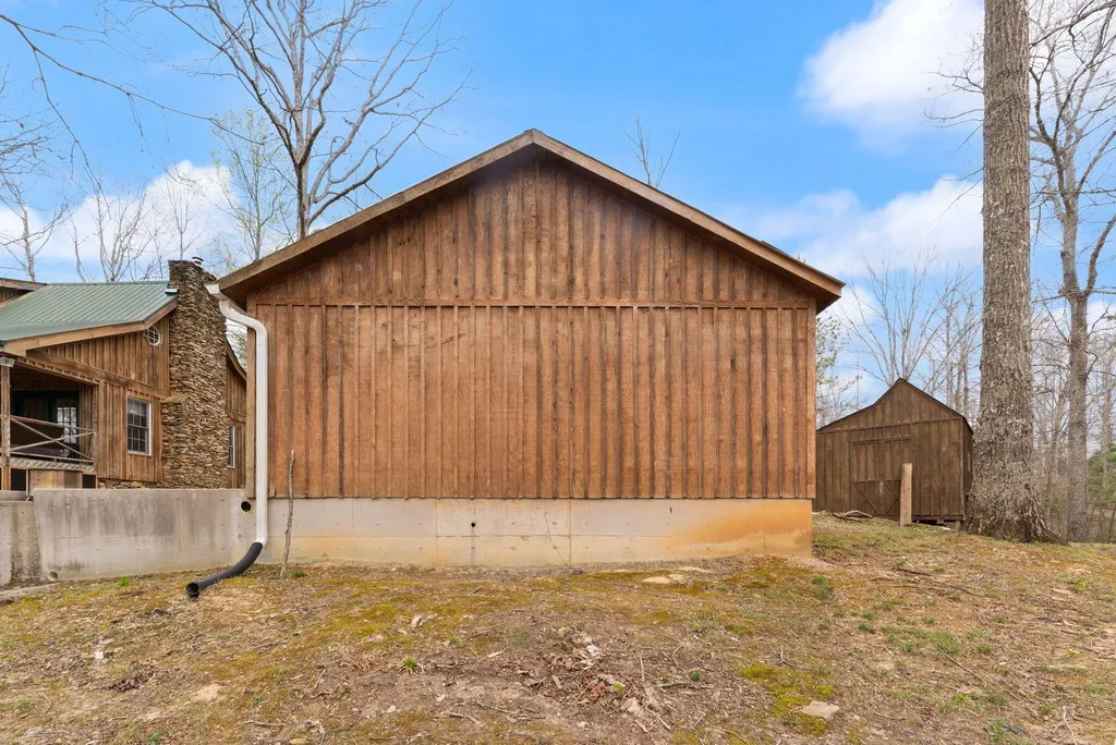22 Tranquility Place Burnside KY 42519