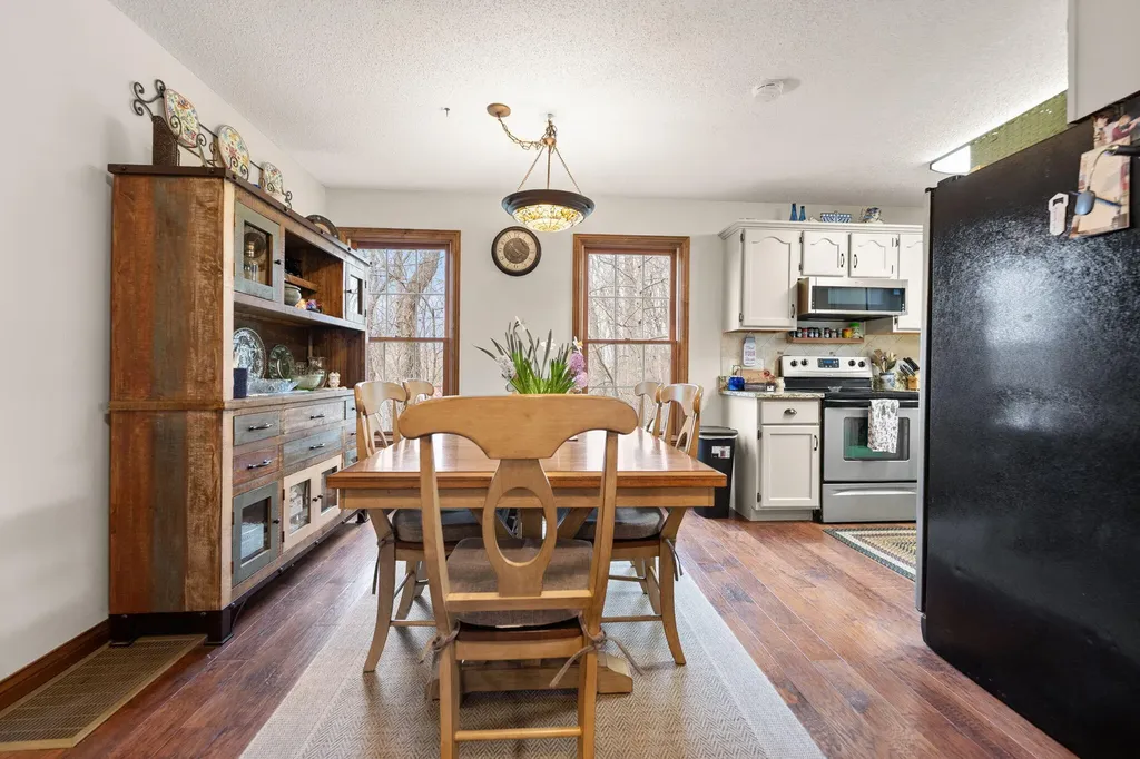 22 Tranquility Place Burnside KY 42519