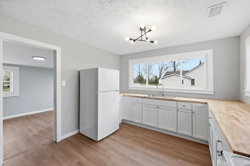 3439 Old Kentucky Highway 52 Richmond KY 40475