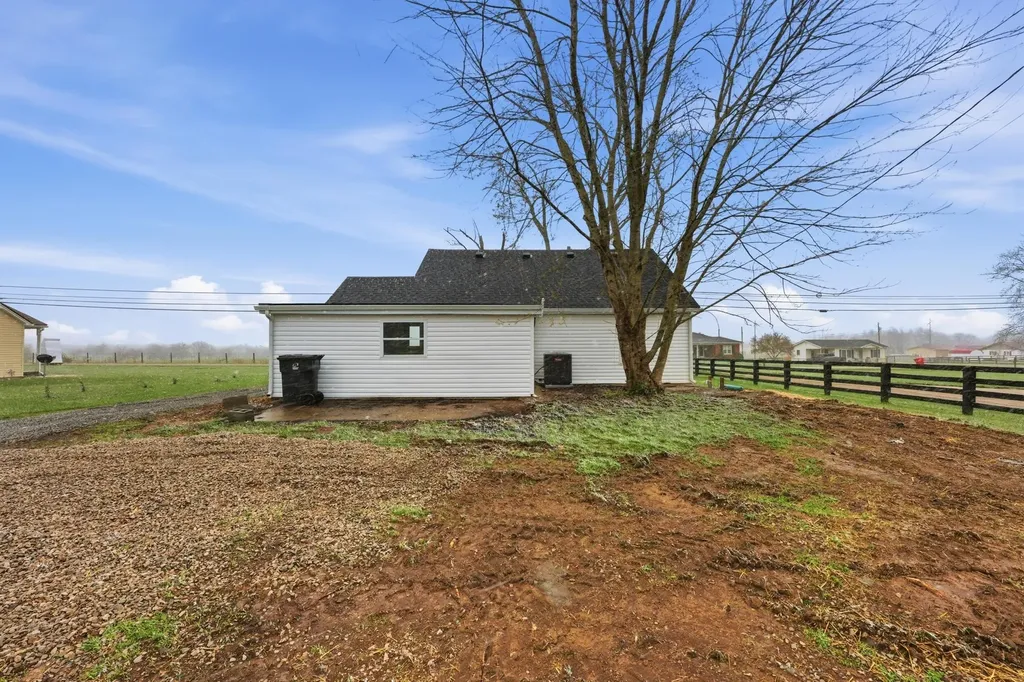 3439 Old Kentucky Highway 52 Richmond KY 40475
