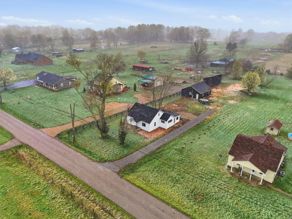 3439 Old Kentucky Highway 52 Richmond KY 40475