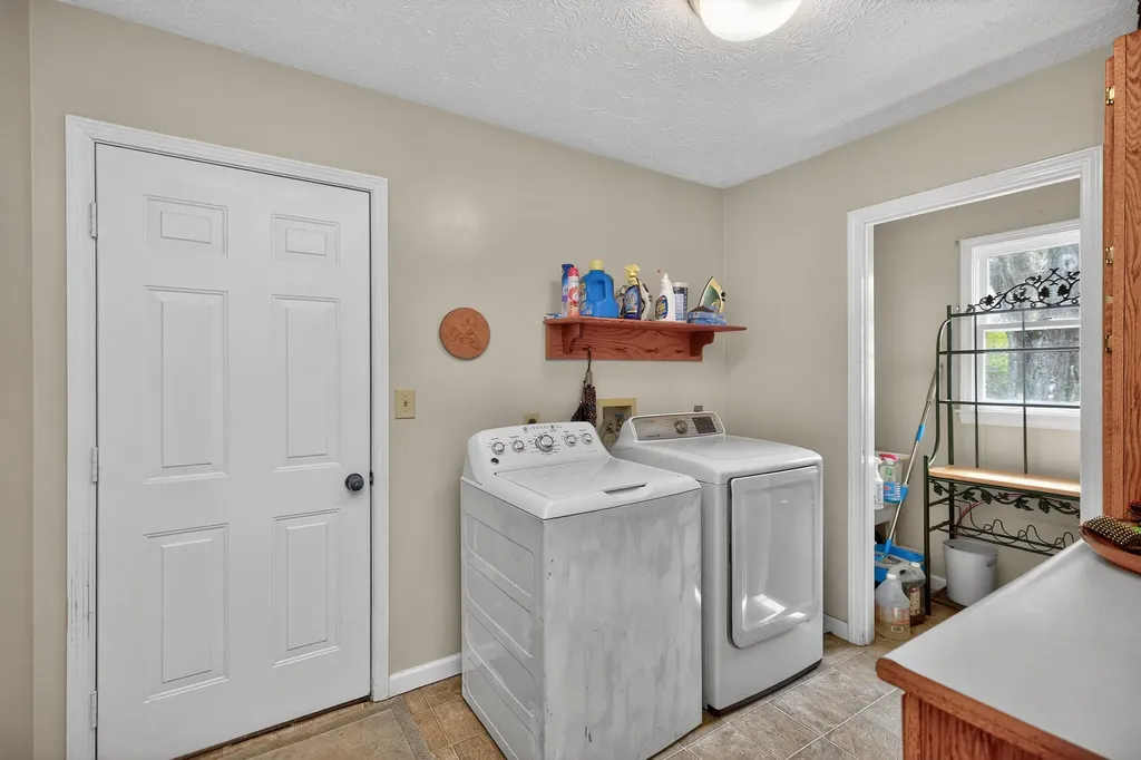 2073 Crystal Springs Road Danville KY 40422