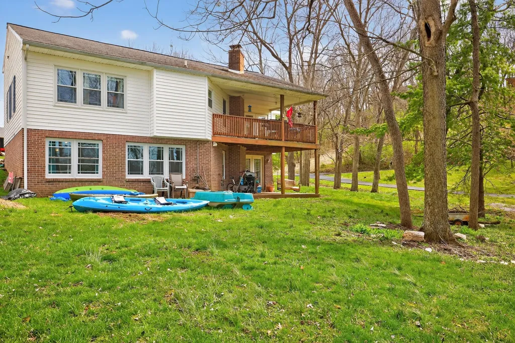 2073 Crystal Springs Road Danville KY 40422