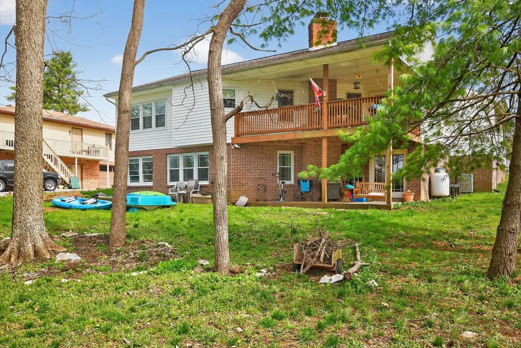2073 Crystal Springs Road Danville KY 40422