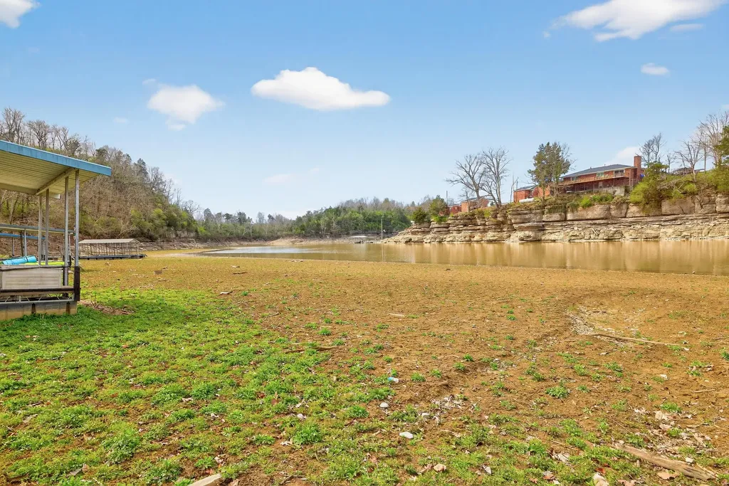 2073 Crystal Springs Road Danville KY 40422