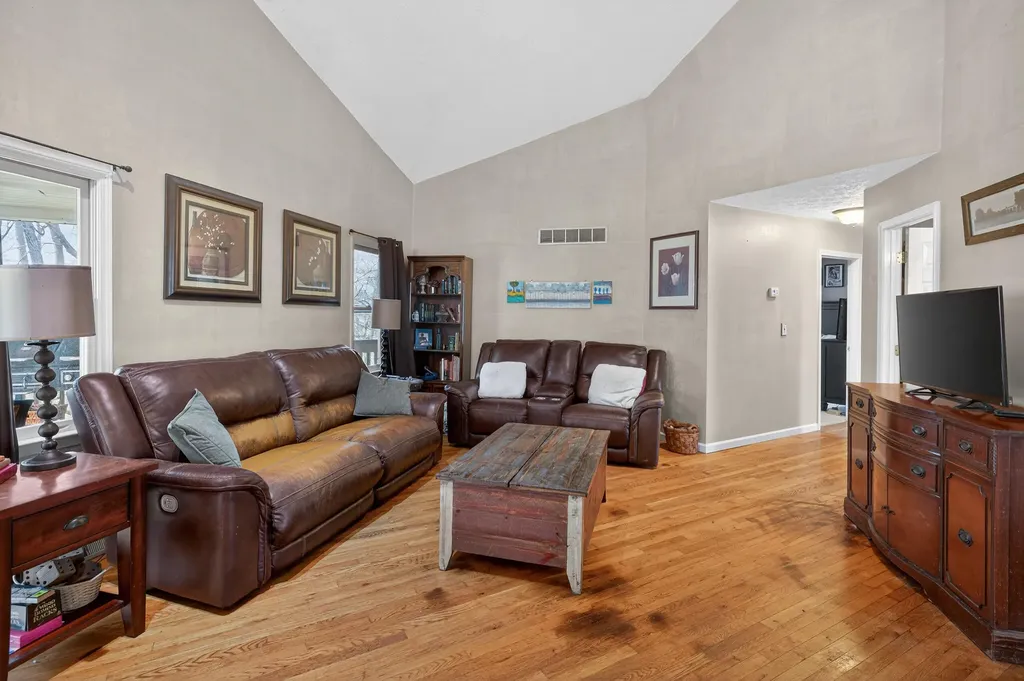 2073 Crystal Springs Road Danville KY 40422