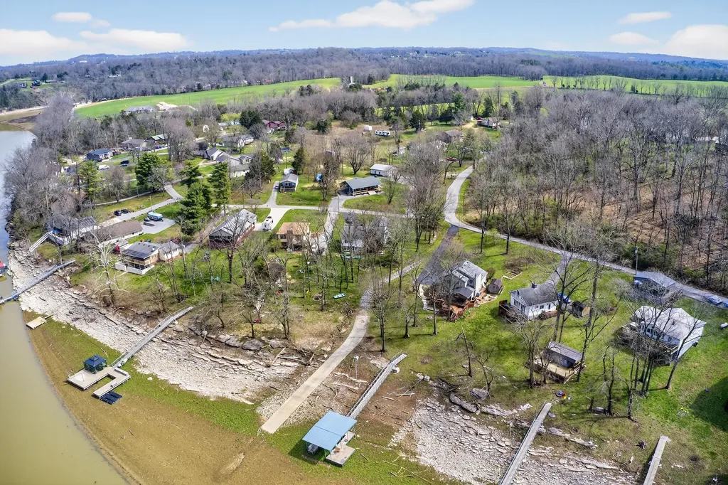 2073 Crystal Springs Road Danville KY 40422