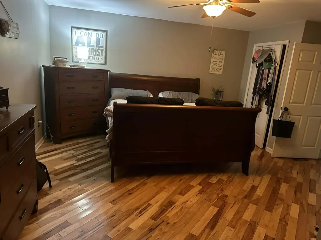 1290 Kentucky 215 Evarts KY 40828