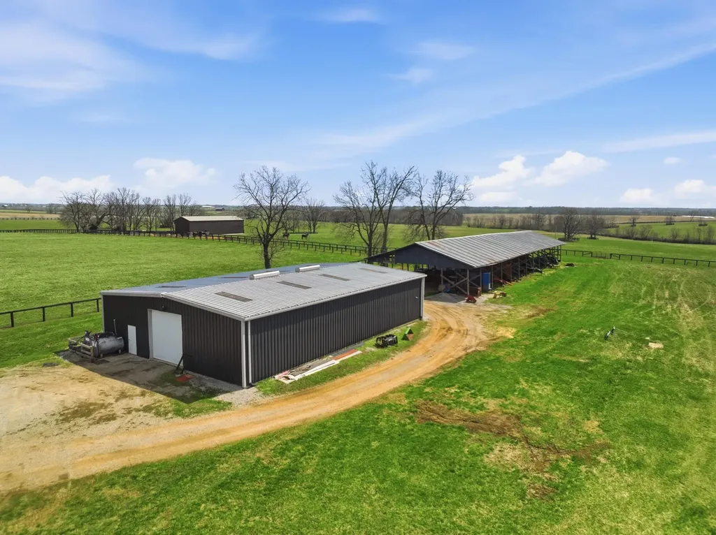 2586 Winchester Road Paris KY 40361
