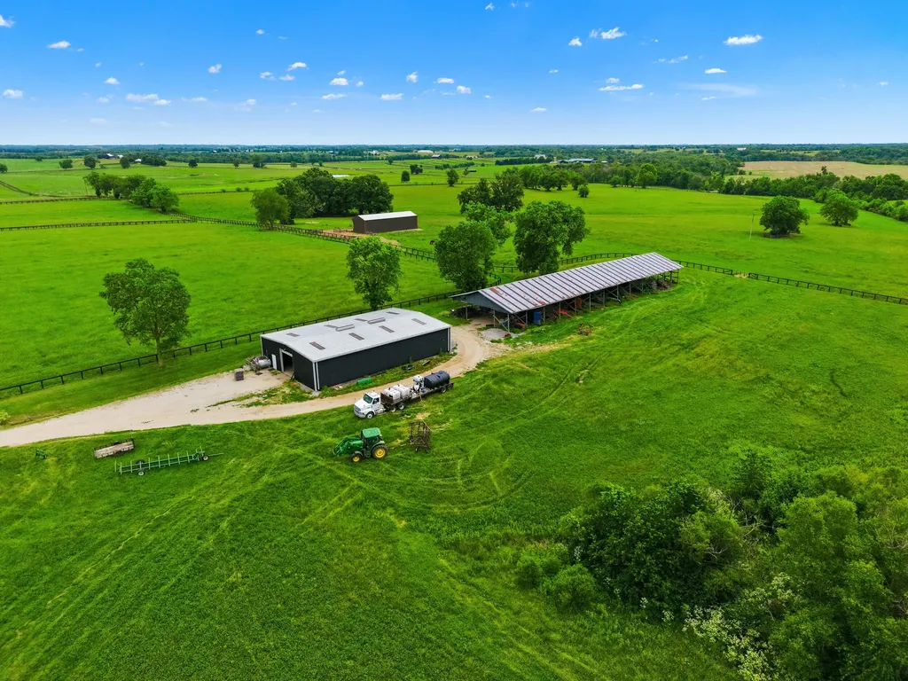 2586 Winchester Road Paris KY 40361