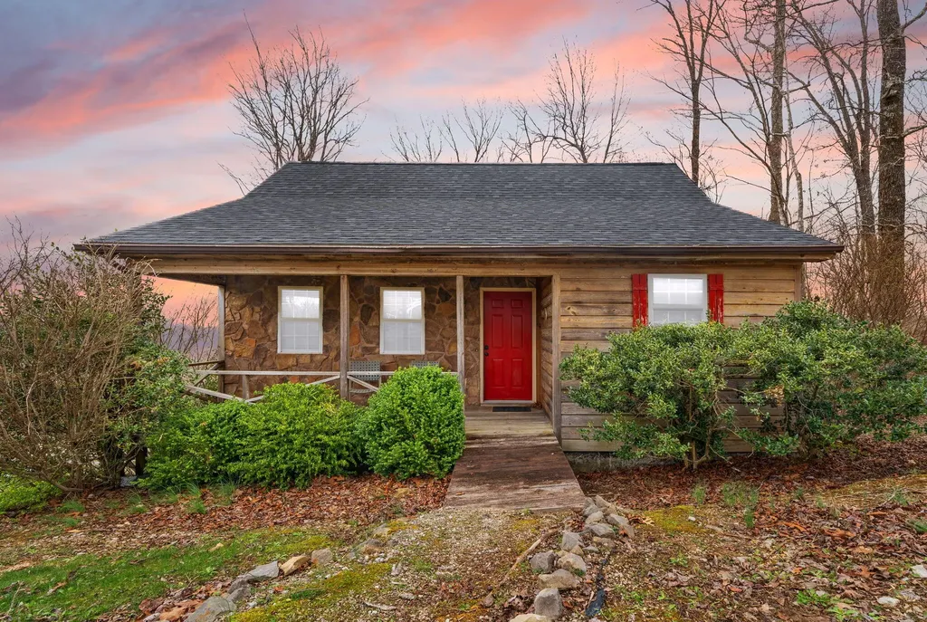 21 Dogwood Road Burnside KY 42519
