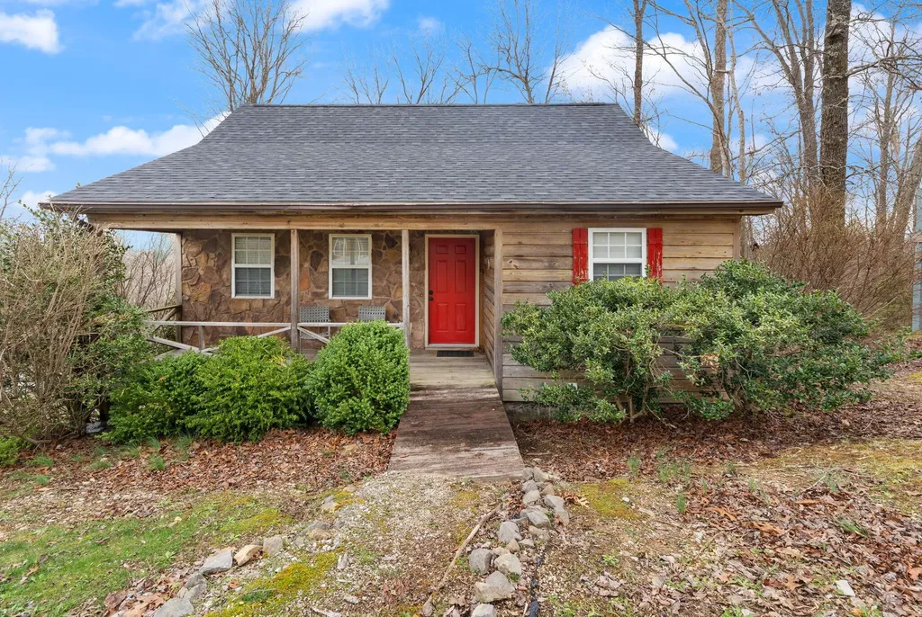21 Dogwood Road Burnside KY 42519
