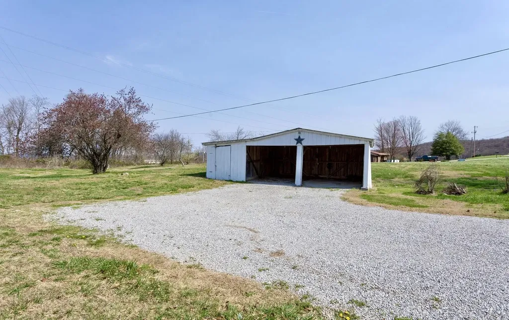 1544 Kelsey Road Monticello KY 42633