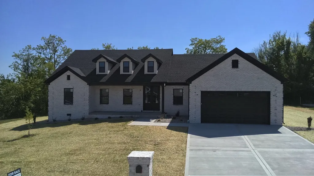 168 Central Park Avenue Berea KY 40403