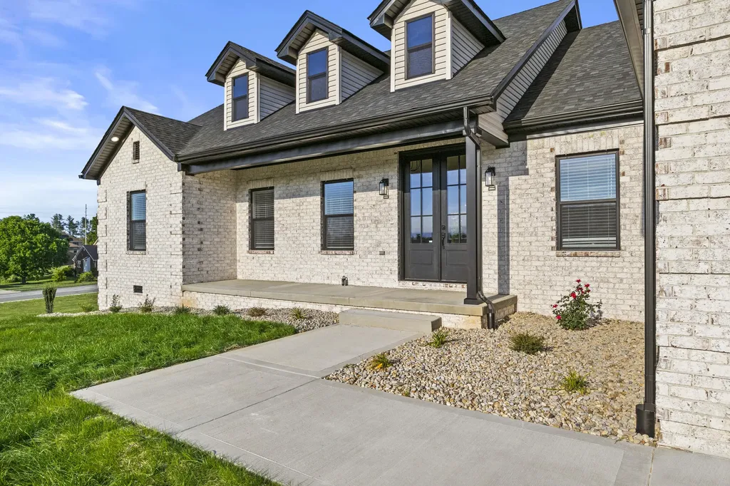 168 Central Park Avenue Berea KY 40403