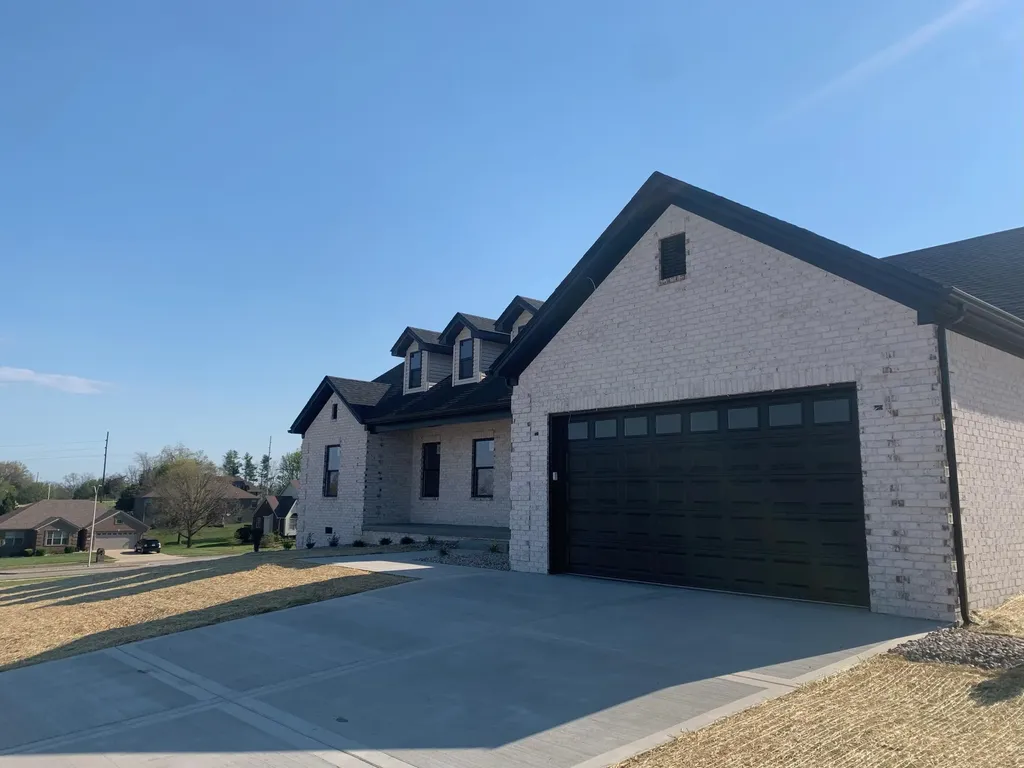 168 Central Park Avenue Berea KY 40403