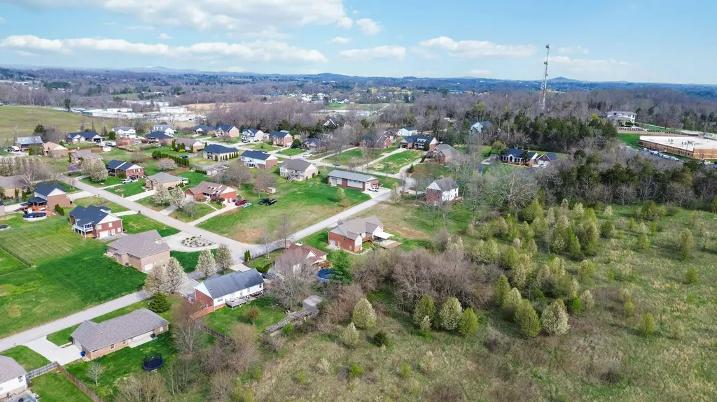 536 Ridge Hill Trail Somerset KY 42503