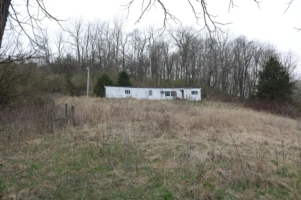 1475 Saltwell - Headquarters Road Carlisle KY 40311