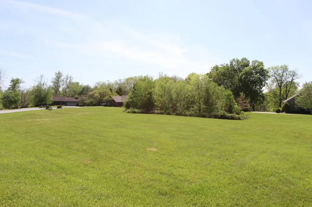 29 Fairway Drive Lawrenceburg KY 40342