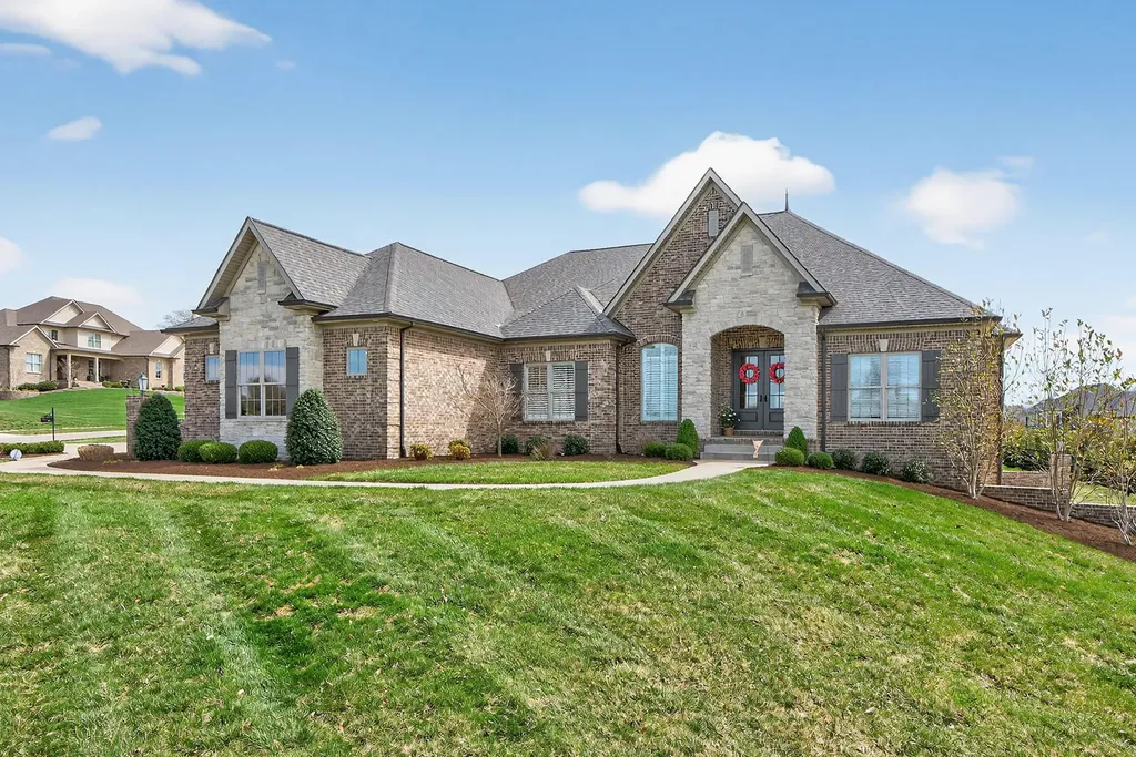 100 Blue Wing Pass Nicholasville KY 40356