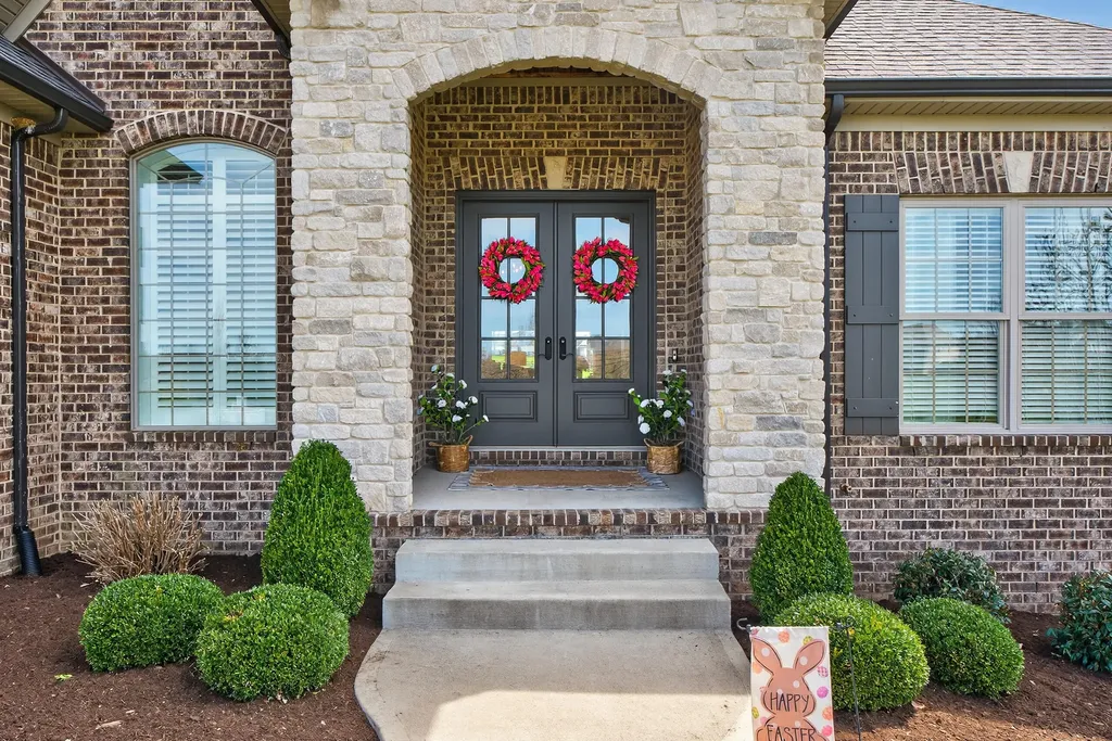 100 Blue Wing Pass Nicholasville KY 40356