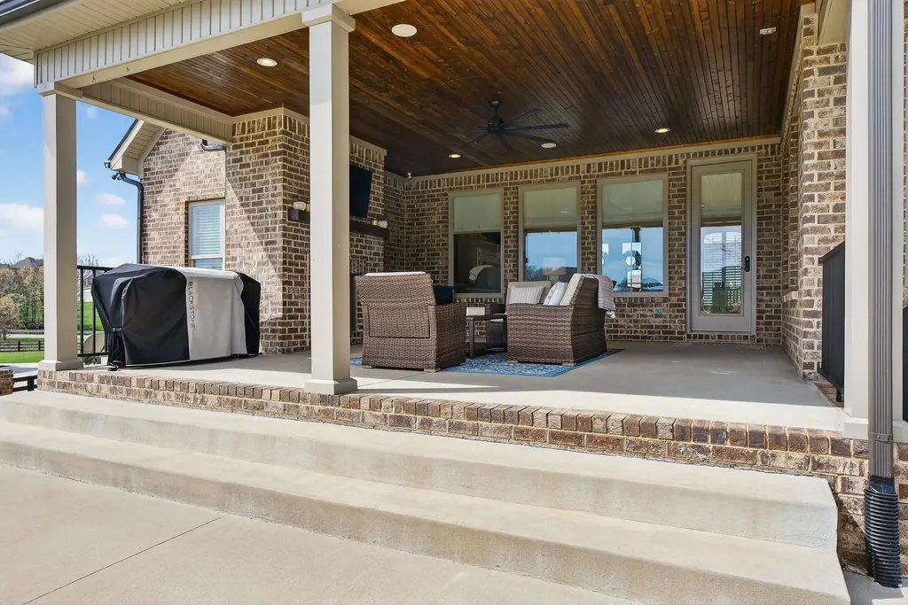 100 Blue Wing Pass Nicholasville KY 40356