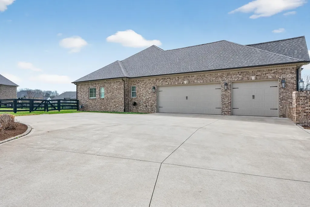 100 Blue Wing Pass Nicholasville KY 40356