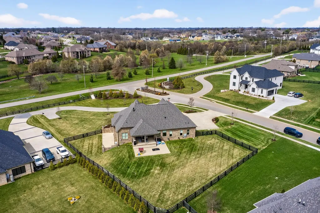100 Blue Wing Pass Nicholasville KY 40356