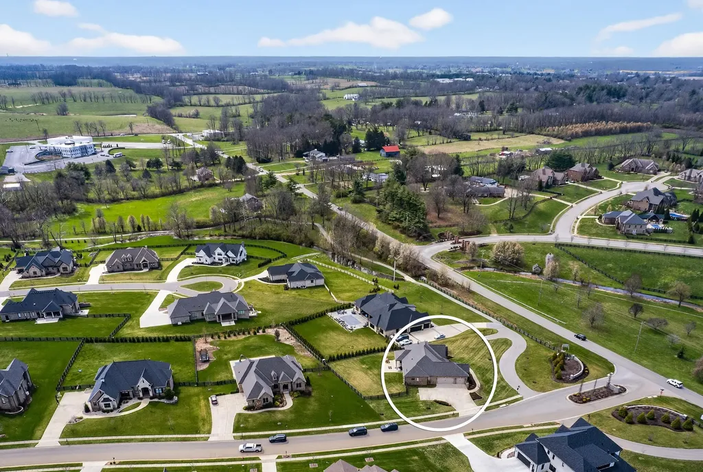 100 Blue Wing Pass Nicholasville KY 40356