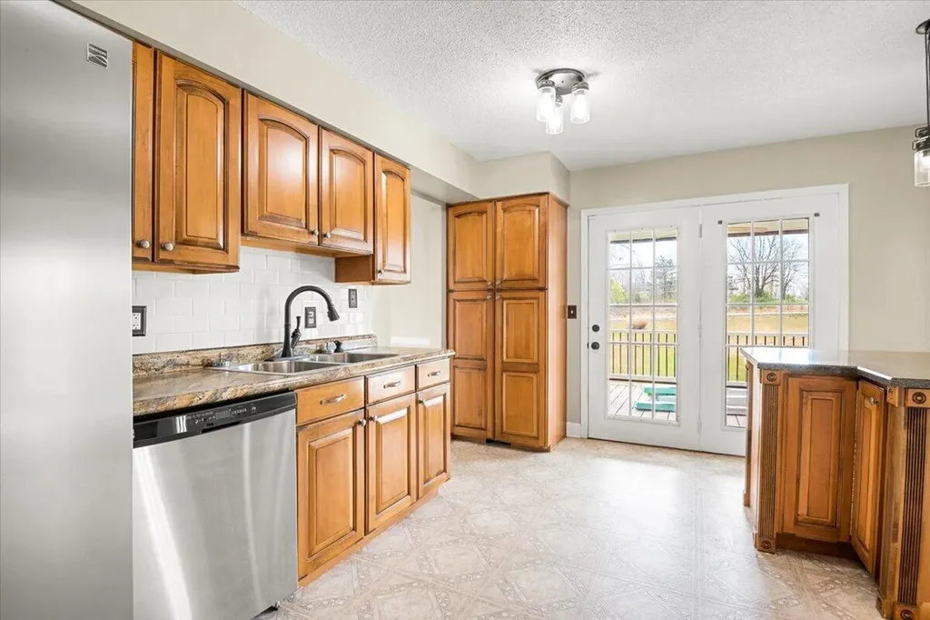 32 Meadow Brook Drive Corbin KY 40701