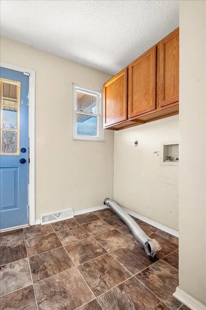 32 Meadow Brook Drive Corbin KY 40701