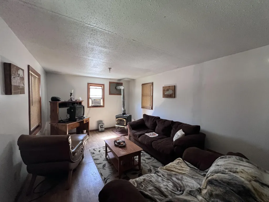 14 Clear Creek Road Pine Knot KY 42635
