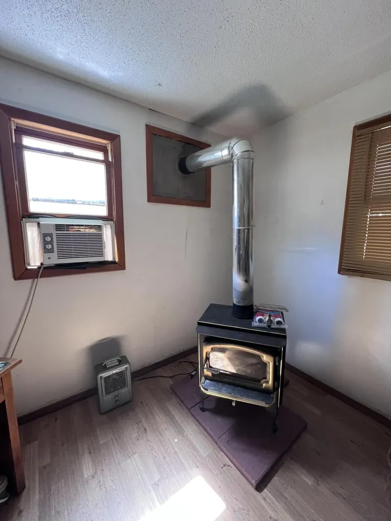 14 Clear Creek Road Pine Knot KY 42635