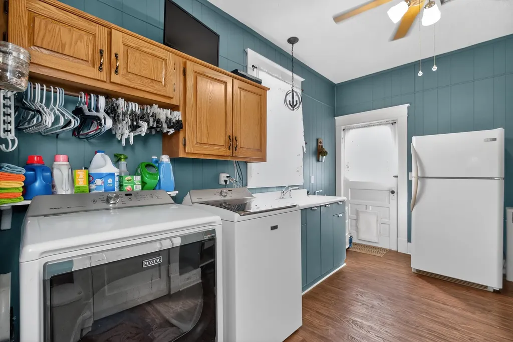 366 E Lexington Street Harrodsburg KY 40330