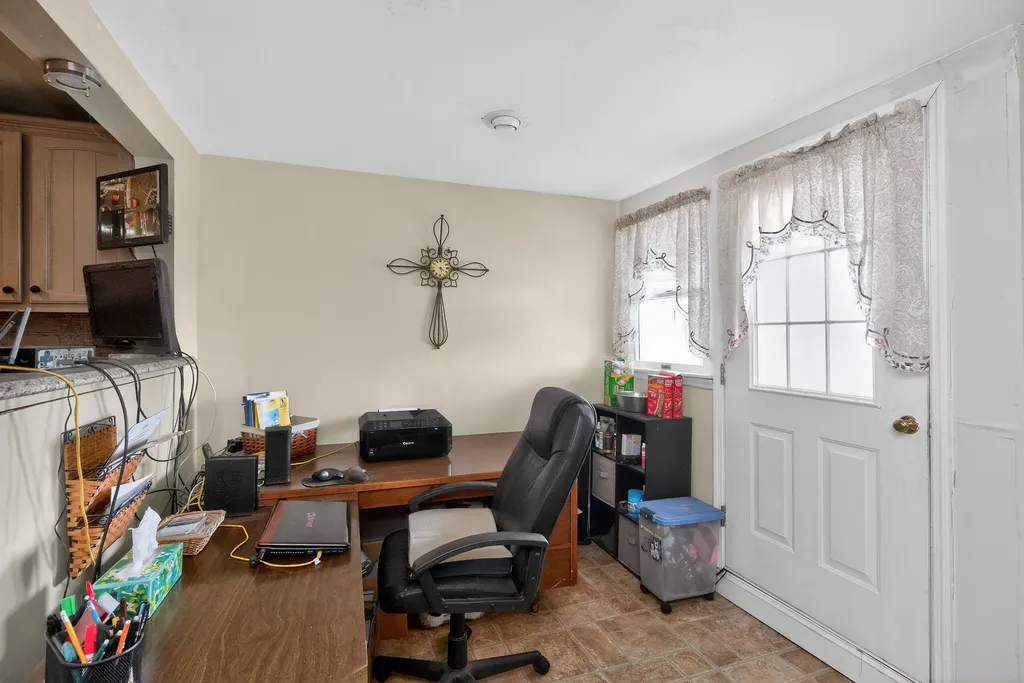 366 E Lexington Street Harrodsburg KY 40330