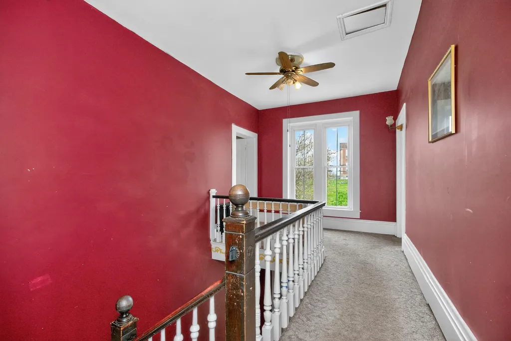 366 E Lexington Street Harrodsburg KY 40330