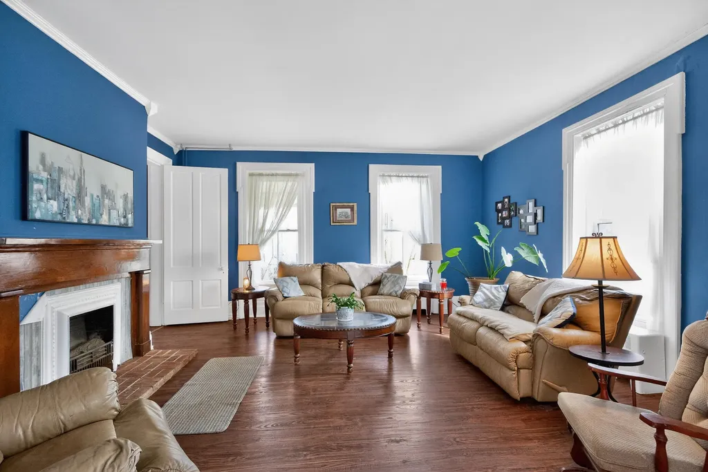 366 E Lexington Street Harrodsburg KY 40330