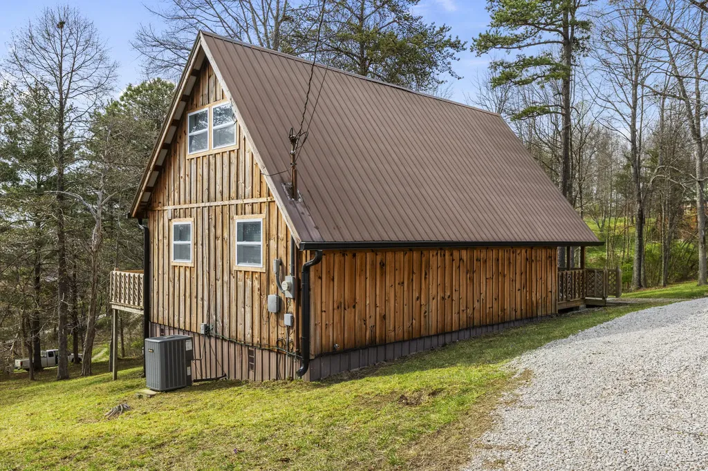 55 Dogwood Drive Wellington KY 40387