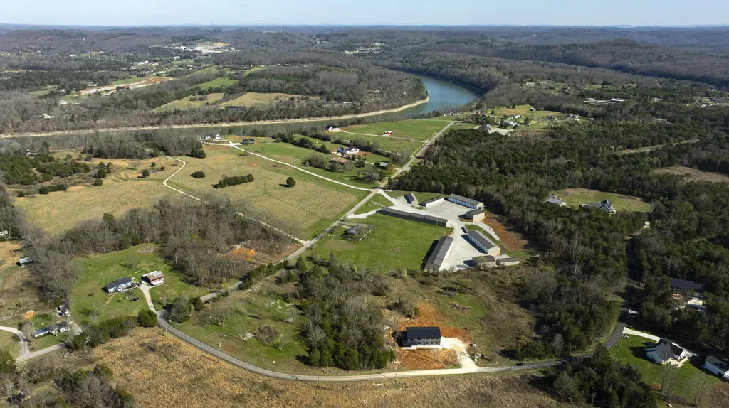 135 Reserves Drive Bronston KY 42518