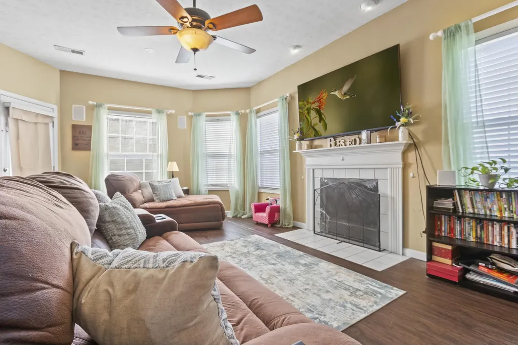 100 River Run Court Georgetown KY 40324