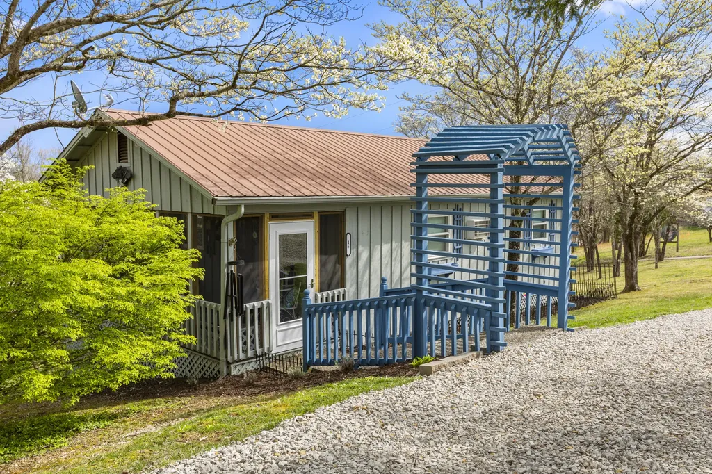 16 Dogwood Drive Wellington KY 40387