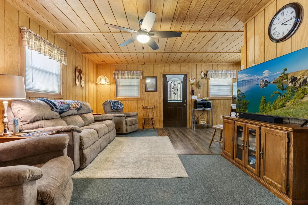 16 Dogwood Drive Wellington KY 40387