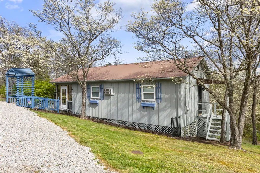 16 Dogwood Drive Wellington KY 40387