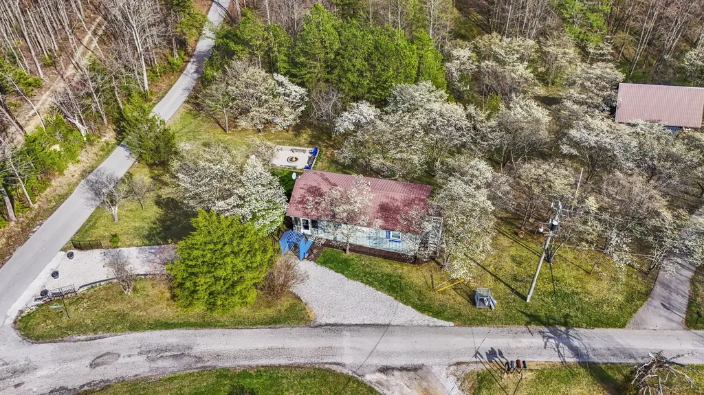 16 Dogwood Drive Wellington KY 40387