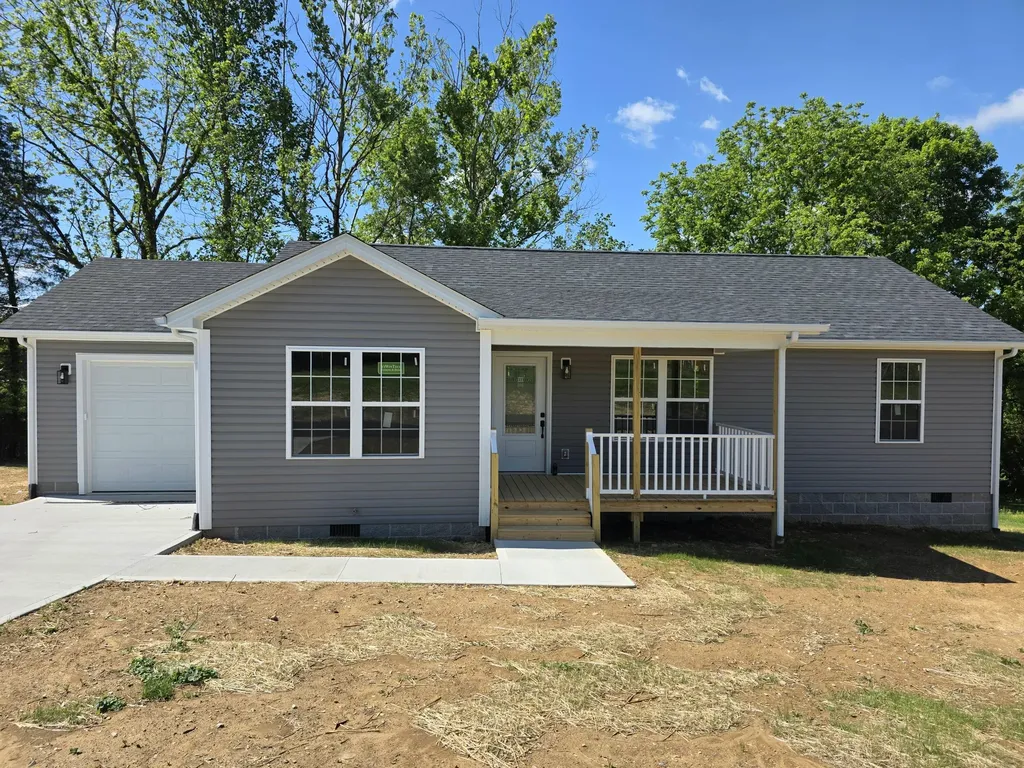 315 Hawk Creek Road London KY 40741