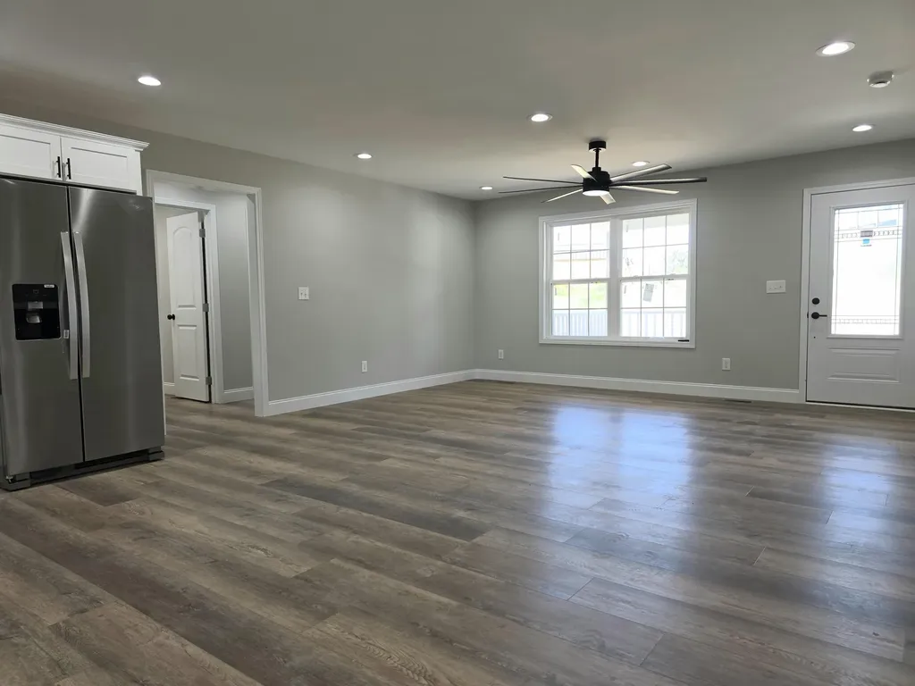 315 Hawk Creek Road London KY 40741