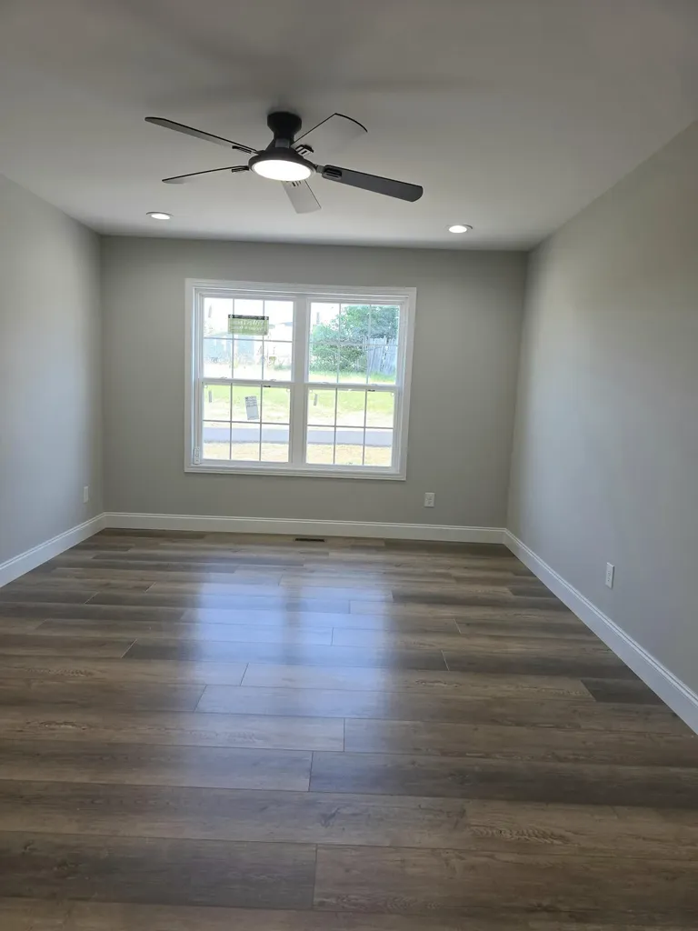 315 Hawk Creek Road London KY 40741