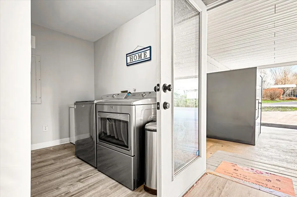 2783 Old Whitley Road London KY 40744